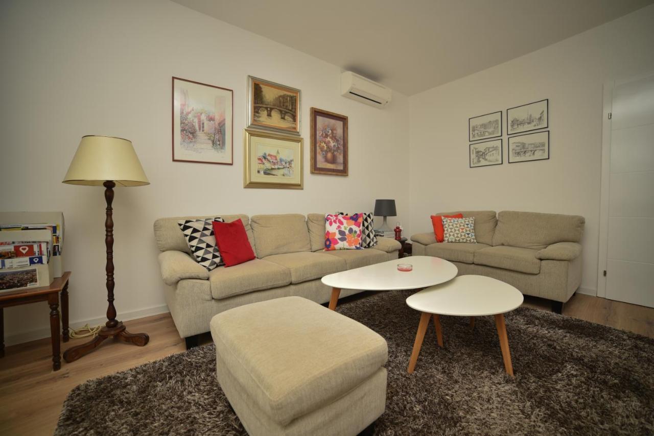 Apartman Slatki Dom 1 Сараєво Екстер'єр фото